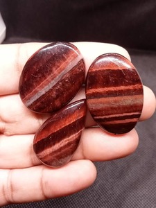 108พลอยตาเสือสีแดงธรรมชาติคุณภาพพรีเมี่ยมสำหรับทำเครื่องประดับลวดห่อ100G MOQ ปริมาณมาก - Product Image 5