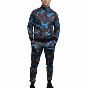 Ensemble de survêtement camouflage pour homme de haute qualité, deux pièces, tissu respirant et style streetwear - Product Image 1