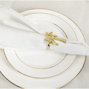 Anneau de serviette de table décoratif design vintage Anneau de serviette en métal de qualité supérieure avec découpe en étoile Porte-mouchoirs en prix de gros - Product Image 5