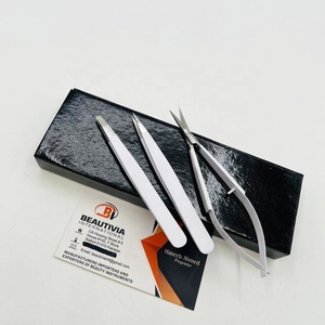 แหนบดัดคิ้วสำหรับมืออาชีพ ปลายแหลมคมพิเศษ สแตนเลสสตีลสีขาวด้าน เป็นมิตรกับสิ่งแวดล้อม น้ำหนักเบา กรรไกรตกแต่งทรงคิ้ว - Product Image 6