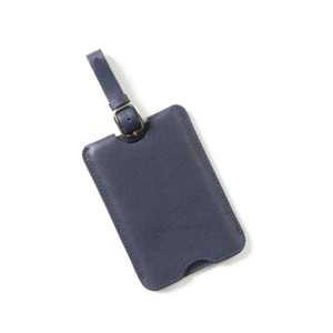 Couverture de passeport en cuir de qualité supérieure protégée par RFID, cadeau de voyage élégant et durable et idéal pour les jetsetters et les explorateurs - Product Image 4