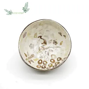 Fournisseur d'usine Ensemble de table de dîner Bol en laque de noix de coco/Bols en coquille de noix de coco en laque du Vietnam peints à la main Fabriqué au Vietnam - Product Image 1