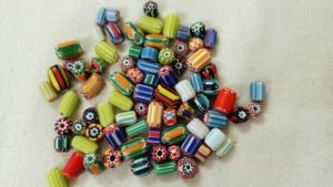 ที่กำหนดเองทำหลายสีมินิลายเชฟรอนลูกปัดแก้วในคละสีเหมาะสำหรับการขายและเหมาะสำหรับเครื่องประดับแฟชั่น - Product Image 3