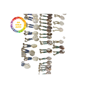 Cuillère à coquille écologique artisanale de la nature pour le dessert, le thé au sucre ou les idées de décoration - Product Image 2