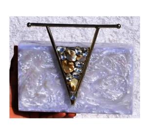 Bolso de Mano de Resina Premium para Mujer, Decoración de Flores de Diamantes, Cierre Magnético Impermeable, Bolso Elegante para Fiestas y Ocasiones Especiales - Product Image 4