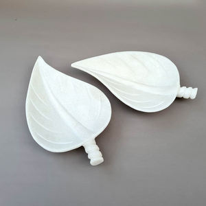 Assiette de bol en marbre blanc en forme de feuille feuilles sculptées design makrana marbre sculpture à la main plateau de bol de fruits décoratif - Product Image 1