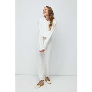 Sudadera Corta con Capucha Suave al Tacto - Product Image 4