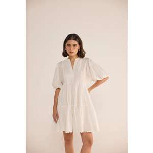 Vente en gros 2025 Nouveau Printemps Femmes Enfants Floral Mini Princesse Robe À Manches Longues Court Avec Lavable Naturel Uni Teint - Product Image 1