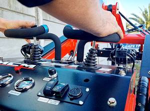 Cargador compacto de orugas MS10W - Product Image 2