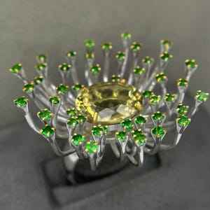 Anillo de plata 925 de zafiro amarillo inspirado en la Reina, maravilloso diseño de arte decorativo con ajuste de bisel para regalo conmemorativo de boda para mujer - Product Image 3