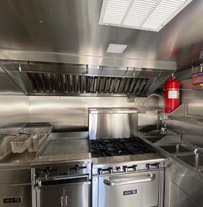 Camión de Comida Móvil Comercial Totalmente Equipado para Comida Rápida, Café, Pizza, Hamburguesas y Barbacoa - Product Image 3
