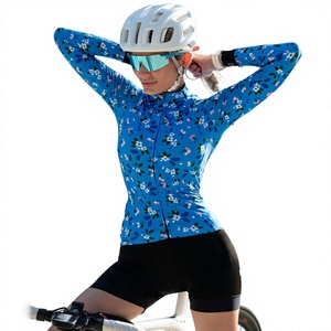 Conjunto de Jersey y Pantalones Cortos de Ciclismo Premium para Mujer, Ropa de Ciclismo con Logotipo Personalizado, Transpirable y Ligera para Bicicleta de Carretera - Product Image 1