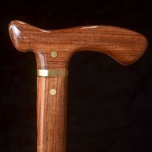 TRADITION 15 AÑOS Fábrica Diseño personalizado Popular 122cm Barnizado Camping Madera Senderismo Bastón - Product Image 6