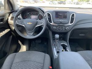 Offre Spéciale : Chevrolet Equinox LT FWD avec 1LT, modèle 2023, d'occasion, en excellent état, prêt à être expédié. - Product Image 2