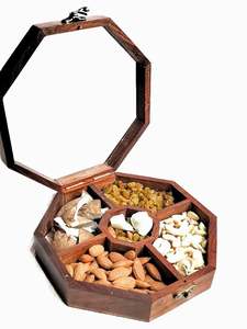 Caja Redonda de Madera para Frutos Secos, Diseño Artesanal, para Festivales y Regalos de Boda - Product Image 6