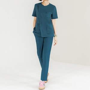 Ensemble de gommage col rond unisexe à séchage rapide Combinaison d'allaitement à manches courtes de couleur unie avec pantalon droit pour uniformes médicaux - Product Image 2
