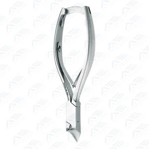 Pinces à cuticules et coupe-ongles professionnels extra pointus Ciseaux de manucure avec logo personnalisé avec emballage OEM - Product Image 6