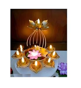 Metal Crafts Metal Urli Diya Pack de 3 con latón para decoración interior del hogar Diwali Bowl Diya para decoración del hogar - Product Image 1