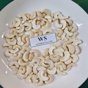 Échantillon GRATUIT Morceaux de noix de cajou SANTIGO Kaju Badam WS Noix de cajou cassées prêtes à être expédiées - Product Image 1