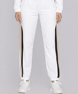 Combinaison coupe-vent pour femme avec doublure intérieure douce et tissu durable - Product Image 2