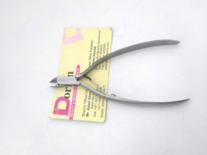 Pince à ongles à cuticules en acier inoxydable avec ouverture large de la mâchoire Outil de soins personnels pour l'emballage personnalisable durable des doigts et des orteils - Product Image 4