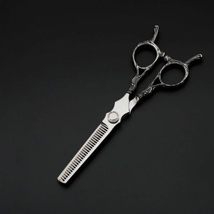 Ciseaux de coiffeur en acier professionnels pour la coupe de cheveux raides de haute qualité Sharp Logo personnalisé Salon de coiffure outil d'amincissement des cheveux - Product Image 4