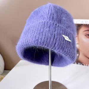 Forro polar Puffer Knit Beanie Hat Invierno Metallic Foil Fleece Lined Beanie Pom Hat para damas - Product Image 6