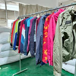 Qualité supérieure Grade A Hommes et Femmes Vestes durables Élégant et confortable pour toutes les saisons pour l'été-Vente en gros au détail - Product Image 3