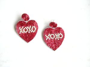 Boucles d'oreilles d'amour faites à la main en forme de coeur élégantes en broderie de perles fantaisie avec un design multicolore pour les belles femmes et les filles à la mode - Product Image 5