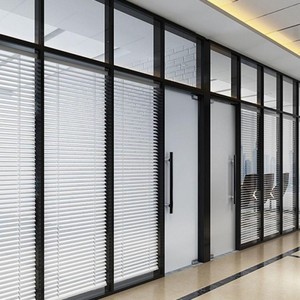 Cloisons <span class=keywords><strong>de</strong></span> séparation en verre avec cadre noir moderne, style <span class=keywords><strong>industriel</strong></span>, séparateurs <span class=keywords><strong>de</strong></span> <span class=keywords><strong>pièce</strong></span> <span class=keywords><strong>de</strong></span> bureau avec porte en verre pivotante - Product Image 4