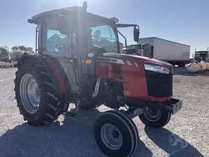 Tracteur utilitaire Massey Ferguson 4707 70 ch 2024 avec composants principaux Pompe et boîte de vitesses - Product Image 4