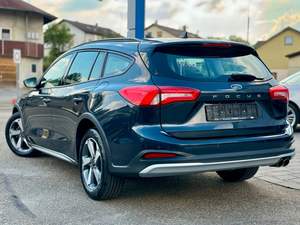 Voitures d'occasion 2020 <span class=keywords><strong>Ford</strong></span>-<span class=keywords><strong>Focus</strong></span> automatique essence <span class=keywords><strong>4</strong></span> cylindres Euro6 5 places 182hp prêtes à être expédiées dans le monde entier - Product Image 5