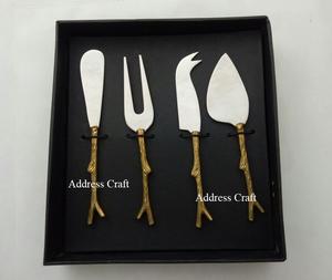 Ensemble de 4 couverts à fromage en acier inoxydable Outil de coupe en acier inoxydable de haute qualité Argenterie Outil à fromage Fourchette Trancheuse Épandeur - Product Image 3