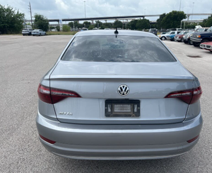 Volkswagen Jetta SEL 2020 d'occasion, conduite à gauche/droite - Product Image 2