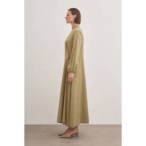 Elegante Vestido Verde Largo hasta el Suelo con Cintura Imperio Ajustable y Mangas Abullonadas - Product Image 2