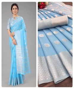 Saree en soie avec fleur en organza et bordure en dentelle - Product Image 6
