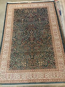 พรมพื้นที่ทําจากเส้นด้ายไหมลาย้เหนียว - Product Image 4