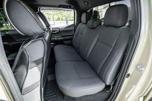 TOYOTA TACOMA TRD OFF-ROAD DOBLE CABINA 4X4 2017 USADO (LHD/RHD) - Product Image 6