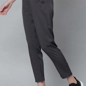 Pantalon de survêtement élégant et confortable pour femme avec taille et poches élastiques, idéal pour la course, le yoga et le fitness, respirant - Product Image 5