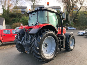 Tractor USADO Massey Ferguson 6716S 'Dyna-VT' - Product Image 4