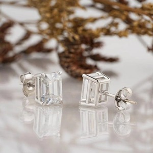 Pendientes de Diamantes Cultivados en Laboratorio con Corte Esmeralda, Certificados por IGI, con Cierre de Rosca de Oro de 14k, Estilo Vintage, para Regalo al Mejor Precio - Product Image 2