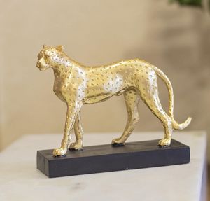 Conceptions uniques et élégantes pour votre maison Articles de cadeau Sculpture de table en aluminium fabriquée en Inde - Product Image 5