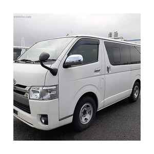RHD Toyotass Hiace Color blanco y negro disponible Toyotass Hiace Van en venta - Product Image 4