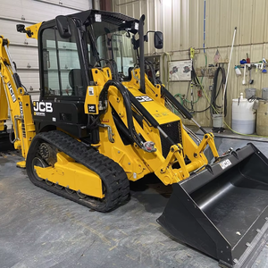 Chargeur JCB 1CXT et accessoire de direction à dérapage TRÈS PEU D'USURE ET DE DÉCHIRURATION MACHINES DE CONSTRUCTION ET DE TERRE - Product Image 1