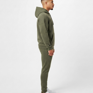 Conjunto Deportivo Verde Oliva para Hombre, Estilo Urbano para Correr, Dos Piezas, Sudadera con Capucha y Pantalones, con Logotipo Bordado Personalizado - Product Image 2
