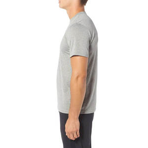 Camiseta personalizable de algodón 100% para hombres Cómoda y de moda MOQ bajo Hecho en Pakistán - Product Image 4