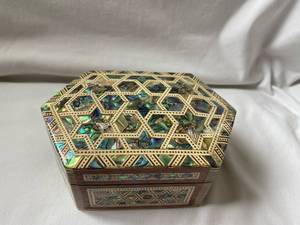 Boîte à bijoux en nacre Design élégant pour la vente en gros de produits de beauté - Product Image 3