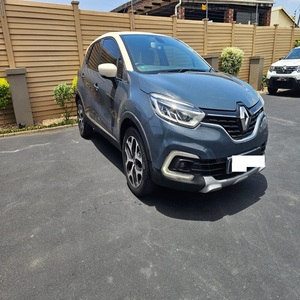 RENAULT CAPTUR 2017 USADO, Volante a la Izquierda/Derecha - Product Image 1