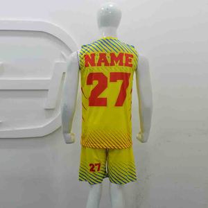 Ensemble de vêtements de sport de basket-ball sublimé personnalisé Fabricant OEM avec nom et numéros personnalisés Uniformes maillot et short - Product Image 2