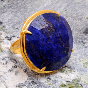 Pierre précieuse en lapis-lazuli naturel de forme unique, argent sterling 925 plaqué or, vintage, luxe, haute qualité, pour mariage et fête - Product Image 1